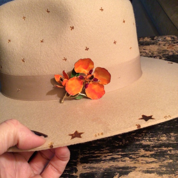 New! SaaleWyeth rare burned boho rancher